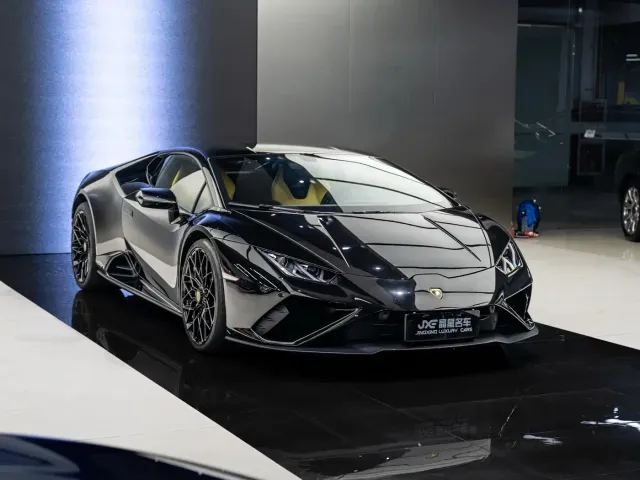 Lamborghini Huracán 2020 Huracán EVO RWD — Фото автомобиля 3