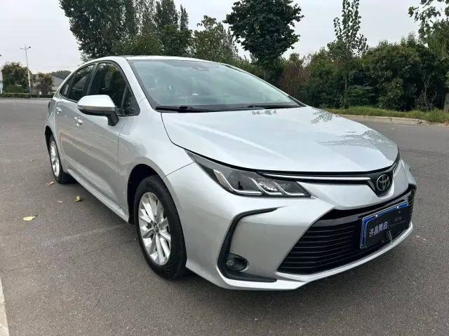 Toyota Corolla — Фото автомобиля 3