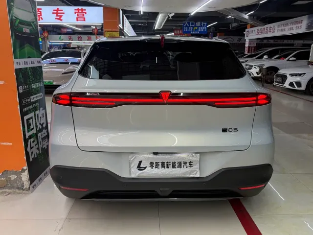 Deepal S05 — Фото автомобиля 5