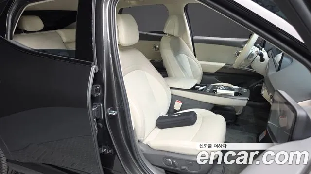 Genesis GV60 — Фото автомобиля 23