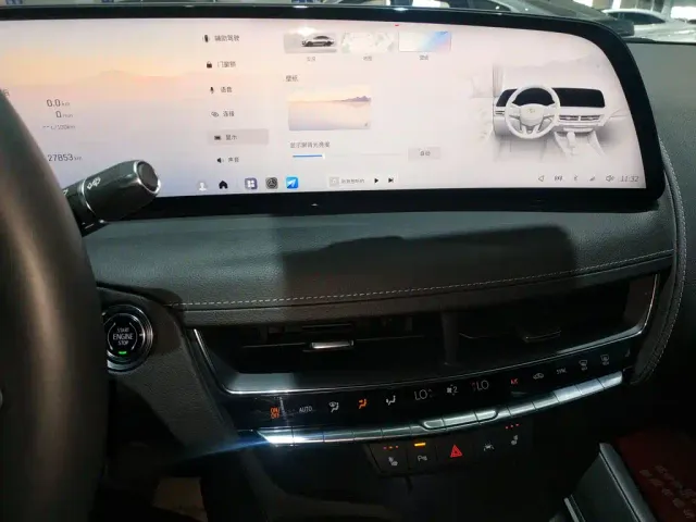 Cadillac CT5 — Фото автомобиля 12