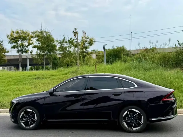Wuling Starlight — Фото автомобиля 3