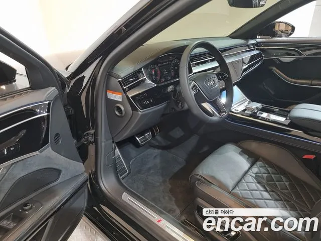 Audi A8 D5 — Фото автомобиля 14