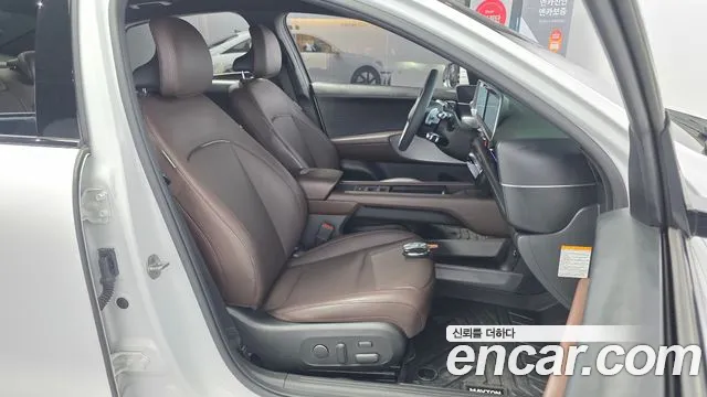 Hyundai Ioniq 6 — Фото автомобиля 17