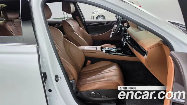 Genesis G80 RG3 — Фото автомобиля 16