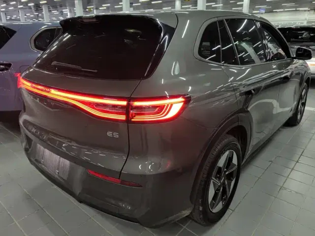 Geely Galaxy E5 — Фото автомобиля 3