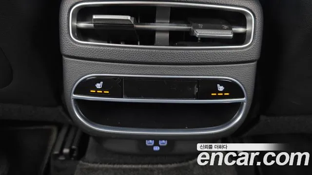 Genesis GV70 — Фото автомобиля 19