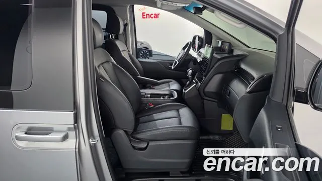 Hyundai Staria — Фото автомобиля 26