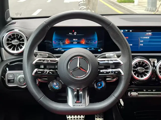 Mercedes-Benz A-Class AMG — Фото автомобиля 15