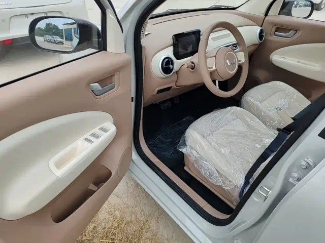 Wuling Hongguang Mini EV — Фото автомобиля 15