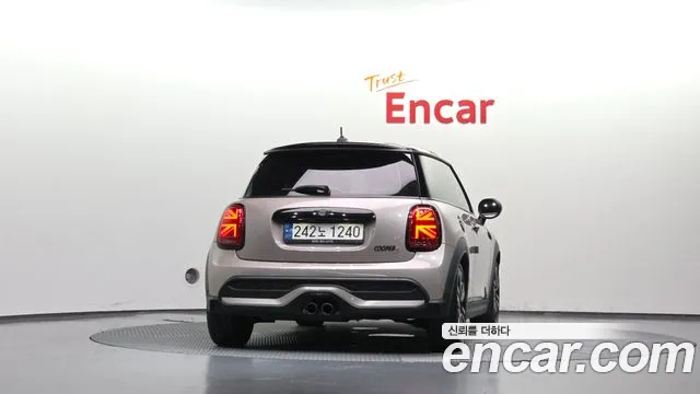 MINI Cooper — Фото автомобиля 4