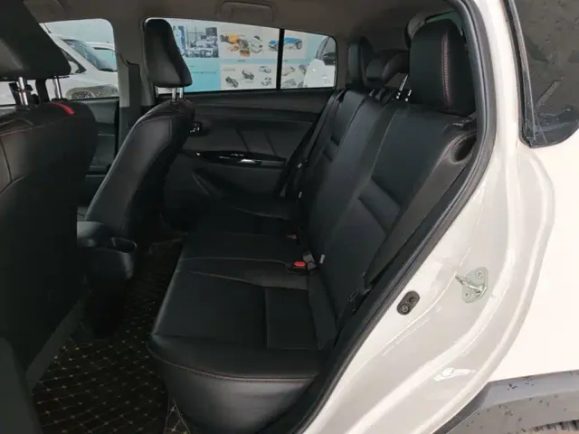 Toyota YARiS L Zhi Xuan — Фото автомобиля 16