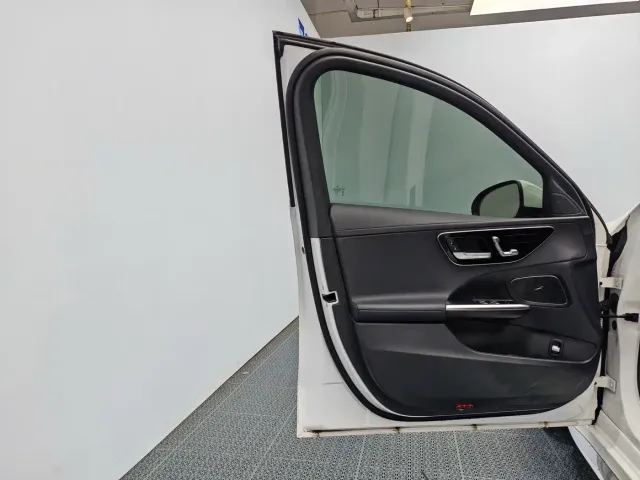 Mercedes-Benz C-Class — Фото автомобиля 13