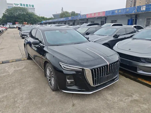 Hongqi H5 — Фото автомобиля 3