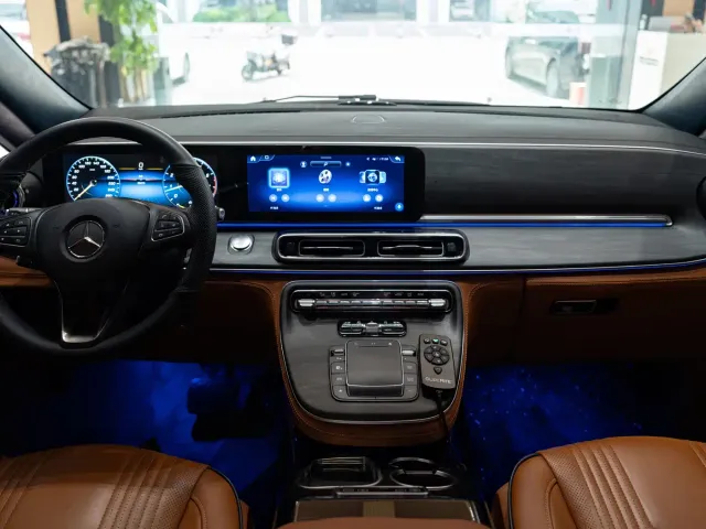 Mercedes-Benz Vito — Фото автомобиля 6