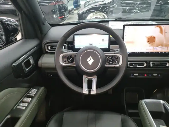 Baojun Yep Plus — Фото автомобиля 10