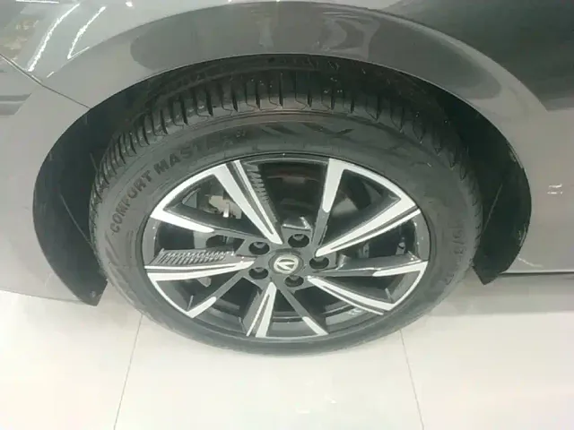 Changan Eado — Фото автомобиля 22