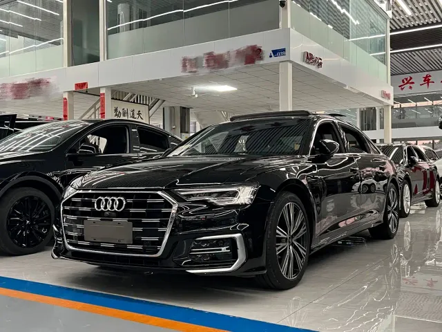 Фотография автомобиля — Audi A6L