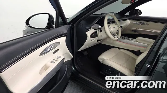 Genesis GV70 Electrified GV70 — Фото автомобиля 10