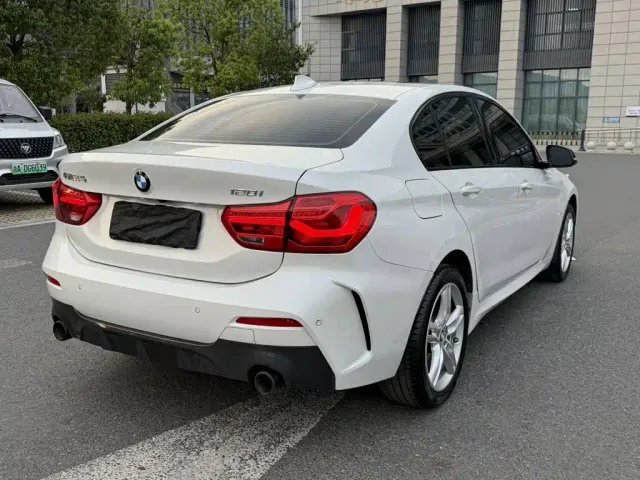 BMW 1 Series — Фото автомобиля 7