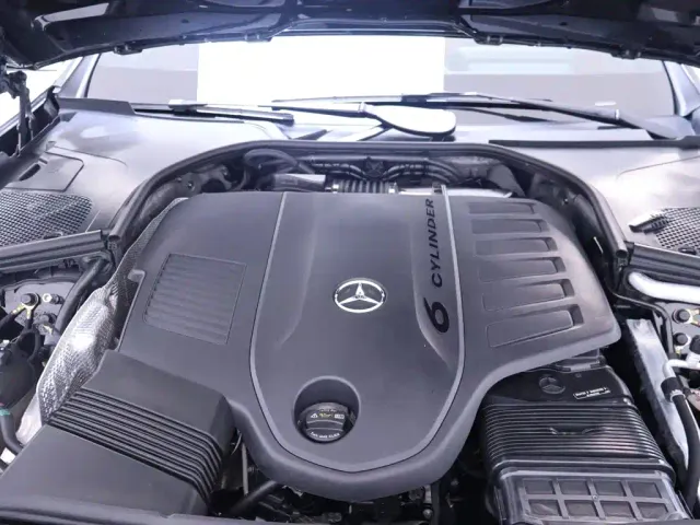 Mercedes-Benz S-Class — Фото автомобиля 24