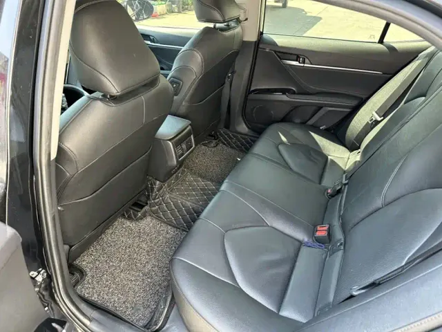 Toyota Camry — Фото автомобиля 14