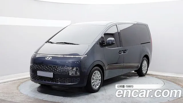 Фотография автомобиля — Hyundai Staria