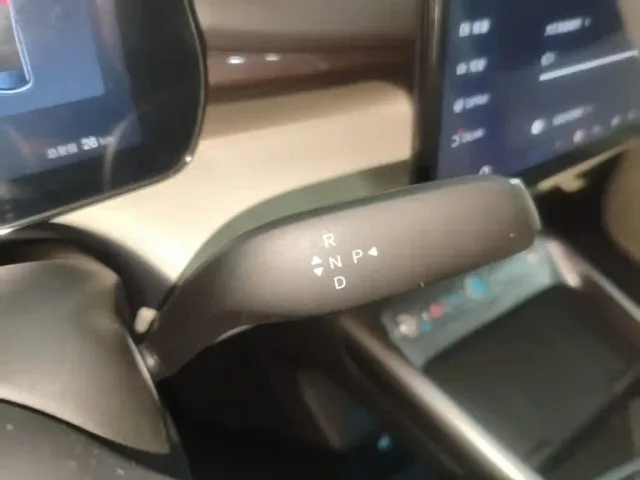 BYD Dolphin — Фото автомобиля 13