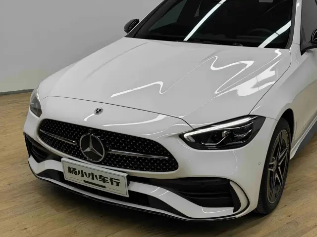 Mercedes-Benz C-Class — Фото автомобиля 4
