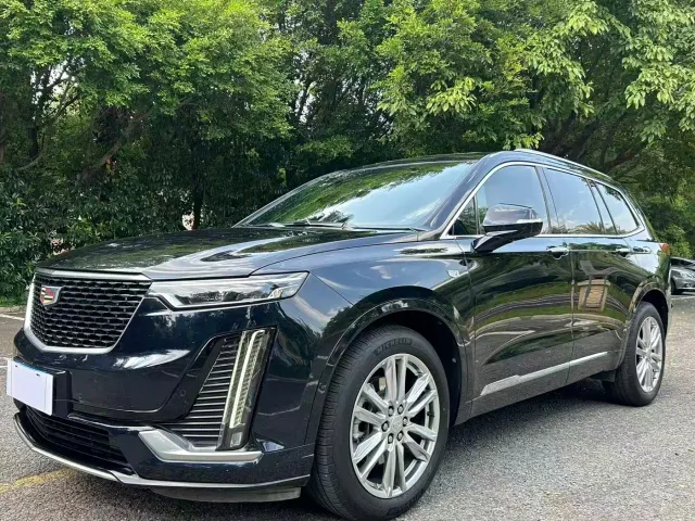 Фотография автомобиля — Cadillac XT6