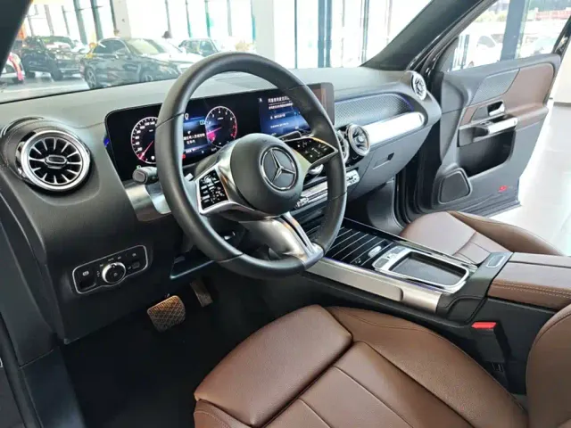 Mercedes-Benz GLB-Class — Фото автомобиля 20
