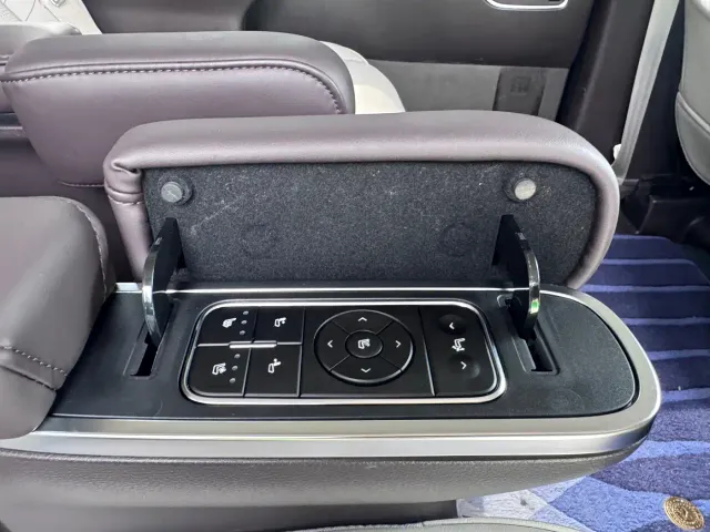 GAC Trumpchi M8 — Фото автомобиля 14