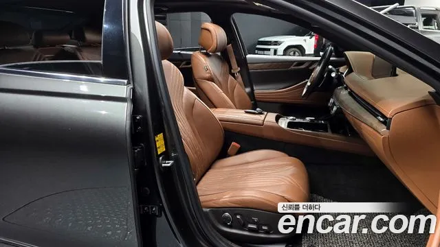 Genesis G80 Бензин 3.5 турбо AWD — Фото автомобиля 25