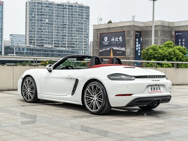 Porsche 718 — Фото автомобиля 14