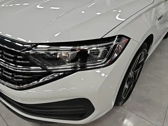 Volkswagen Sagitar — Фото автомобиля 23