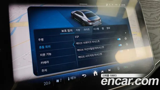 Mercedes-Benz E-Class — Фото автомобиля 16