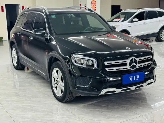Mercedes-Benz Mercedes-Benz GLB 2022 Model GLB 200 Dynamic Edition — Фото автомобиля 3