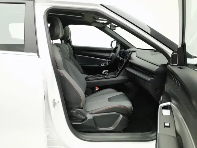 Geely Boyue — Фото автомобиля 23