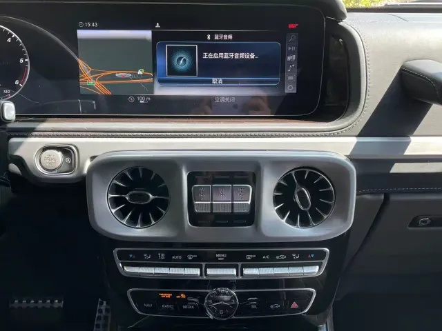 Mercedes-Benz G-Class — Фото автомобиля 14