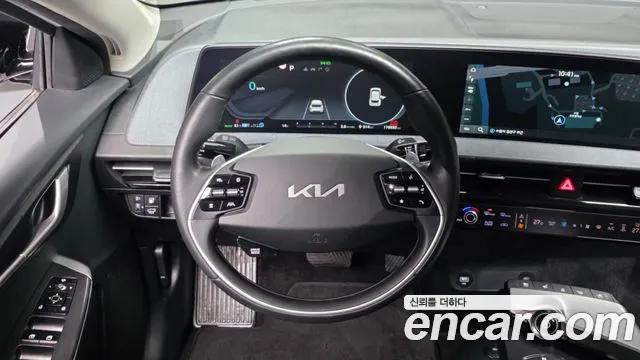 Kia EV6 — Фото автомобиля 19