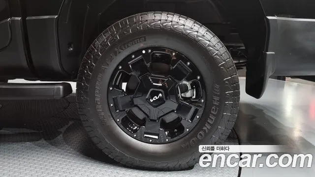 Kia Tasman Tasman 2.5T Бензин 4WD — Фото автомобиля 5