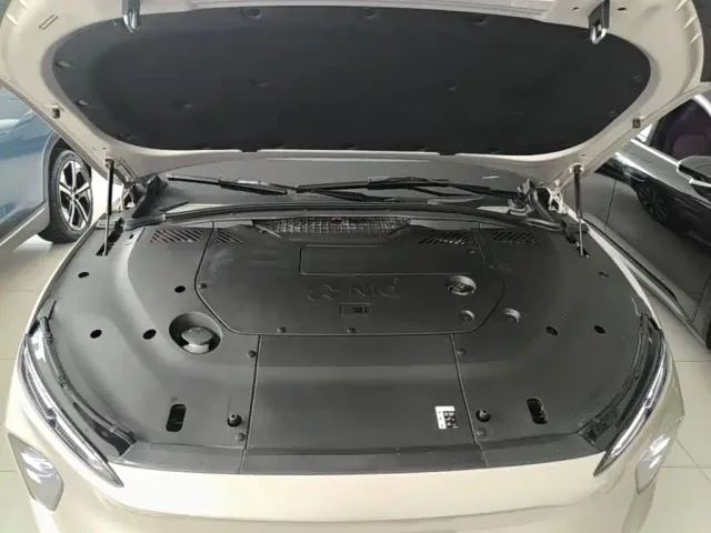 Nio EC7 — Фото автомобиля 19