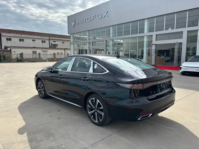 Chery Arrizo 8 PRO — Фото автомобиля 4