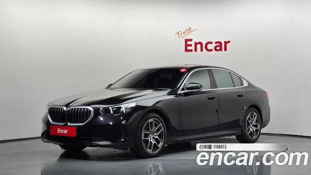 Фотография автомобиля — BMW 5-Series