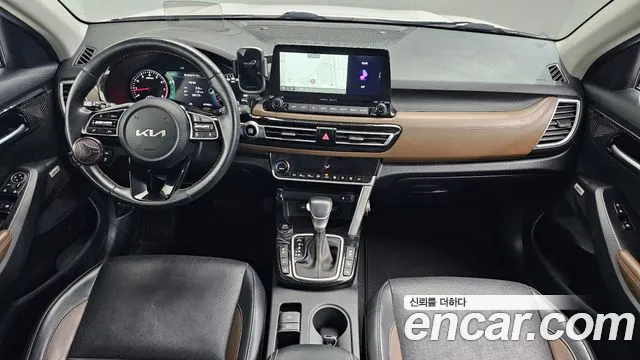 Kia Seltos — Фото автомобиля 7