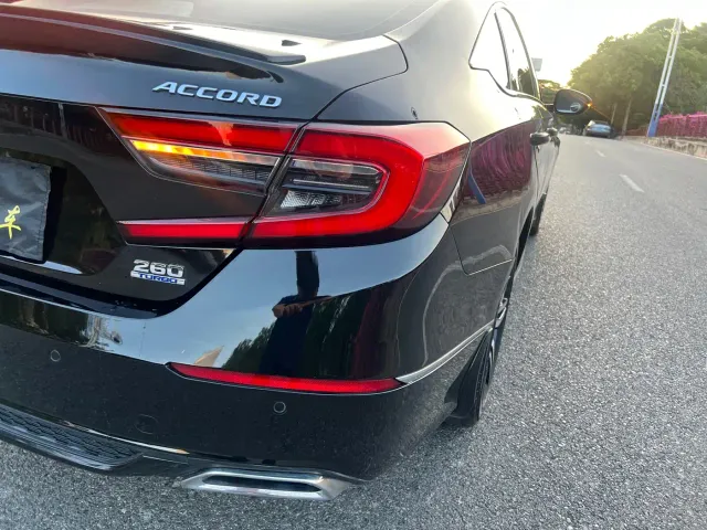Honda Accord — Фото автомобиля 23