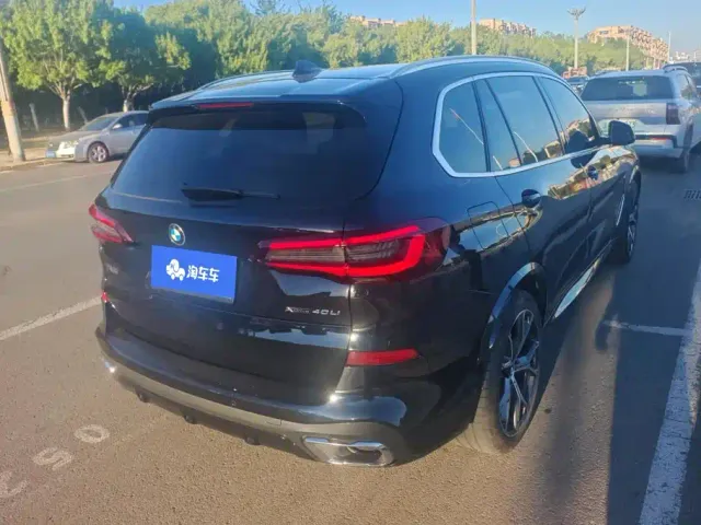 BMW X5 — Фото автомобиля 3