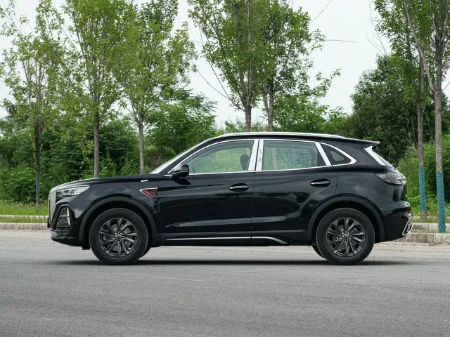Hongqi HS5 — Фото автомобиля 4