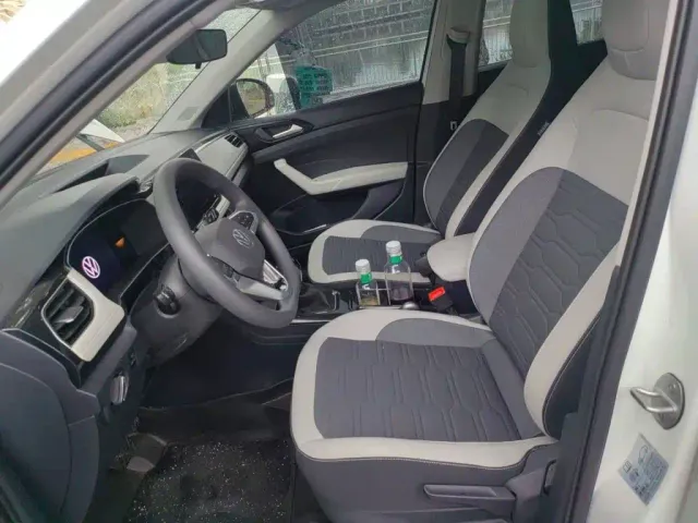 Volkswagen Tharu — Фото автомобиля 16