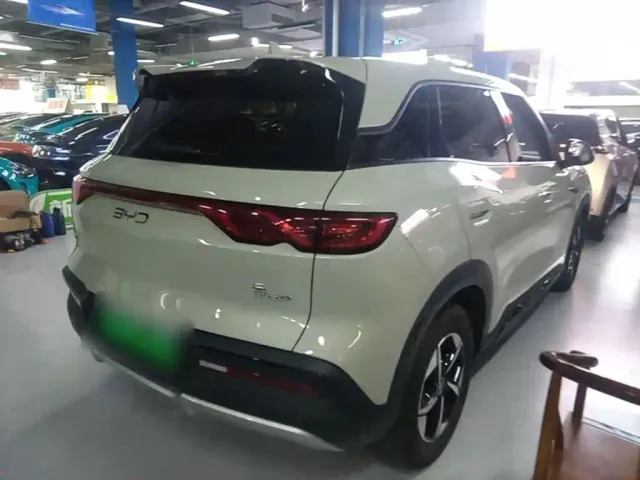 BYD Yuan UP — Фото автомобиля 6